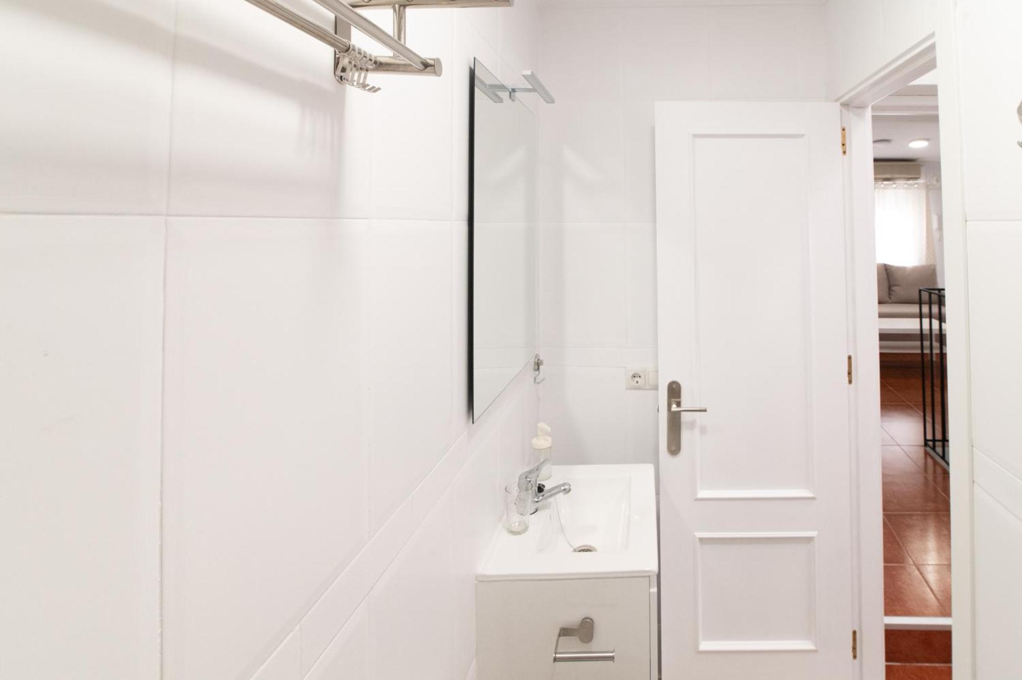 Acogedor Apartamento En Malaga Playa ภายนอก รูปภาพ